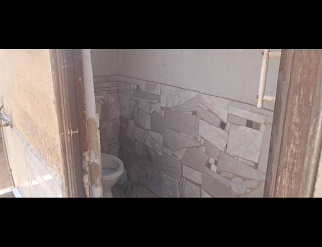 2 BEDROOM HOUSE FOR SALE IN THOKOZA EXT 2